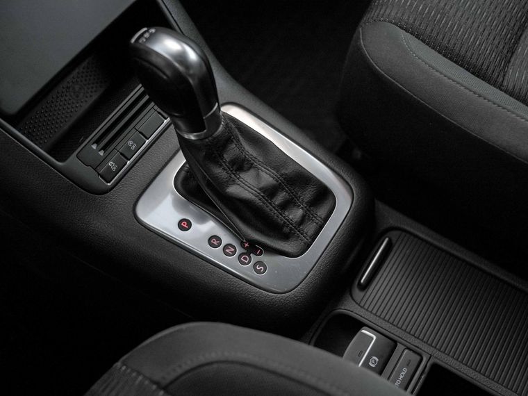 Volkswagen Tiguan 2013 года, 165 182 км - вид 9