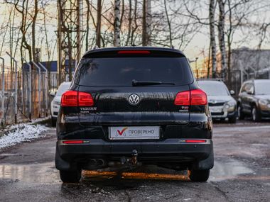 Volkswagen Tiguan 2013 года, 165 182 км - вид 4