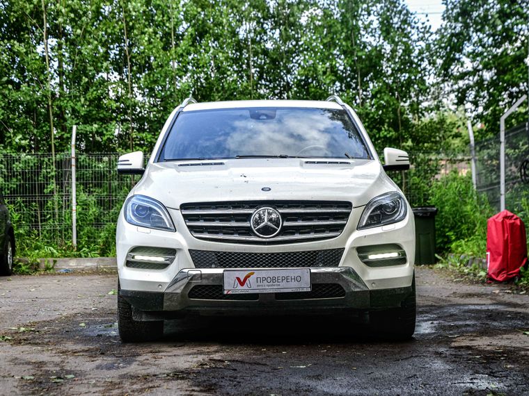 Mercedes-Benz M-класс 2013 года, 139 335 км - вид 3