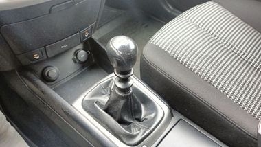 Hyundai Elantra 2010 года, 313 000 км - вид 12