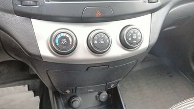 Hyundai Elantra 2010 года, 313 000 км - вид 11