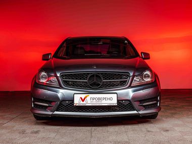 Mercedes-Benz C-класс 2011 года, 164 376 км - вид 3