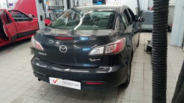 Mazda 3 2011 года, 188 444 км - вид 3