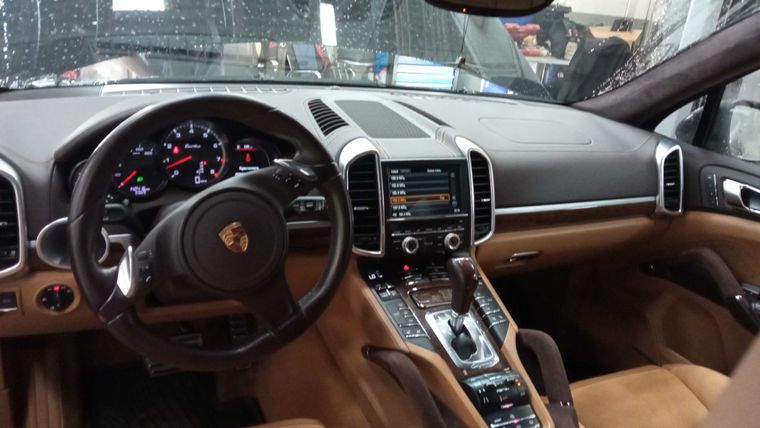 Porsche Cayenne Turbo 2013 года, 142 416 км - вид 5