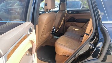 Porsche Cayenne Turbo 2013 года, 142 416 км - вид 17