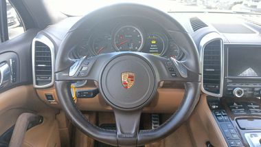 Porsche Cayenne Turbo 2013 года, 142 416 км - вид 9