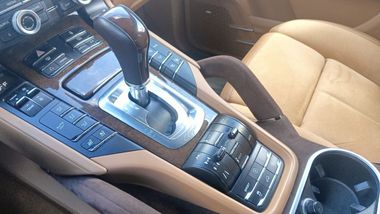 Porsche Cayenne Turbo 2013 года, 142 416 км - вид 11