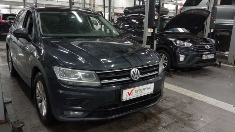 Volkswagen Tiguan 2020 года, 168 303 км - вид 3