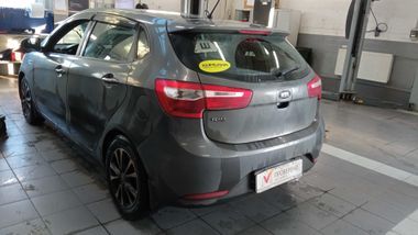 Kia Rio 2013 года, 223 678 км - вид 4