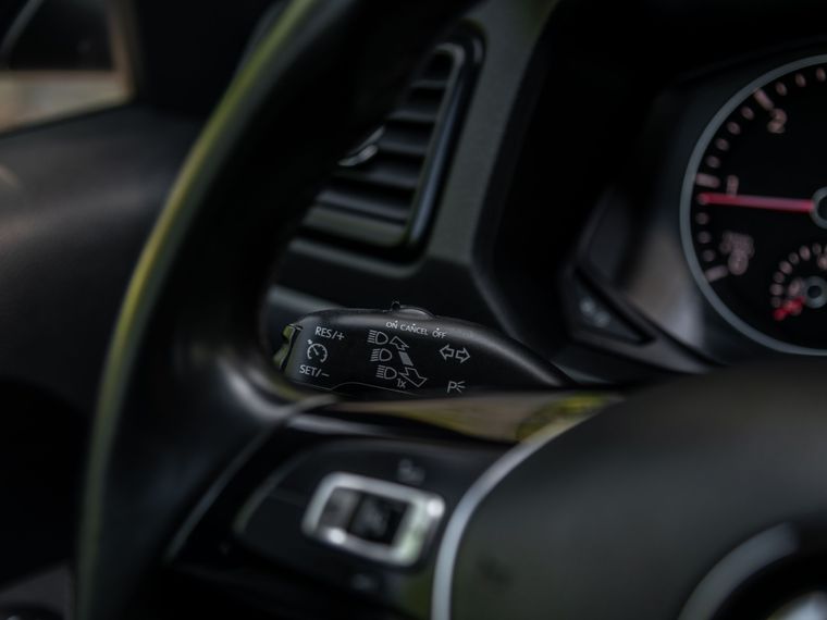 Volkswagen Amarok 2018 года, 180 000 км - вид 6
