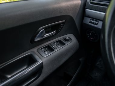Volkswagen Amarok 2018 года, 180 000 км - вид 11