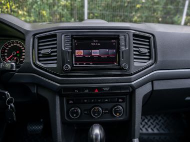 Volkswagen Amarok 2018 года, 180 000 км - вид 8