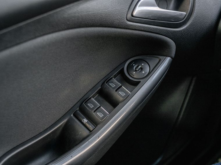Ford Focus 2012 года, 238 097 км - вид 10