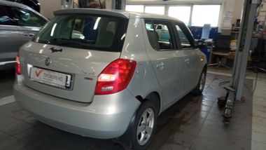 Skoda Fabia 2011 года, 180 000 км - вид 3