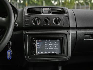 Skoda Fabia 2011 года, 180 000 км - вид 7