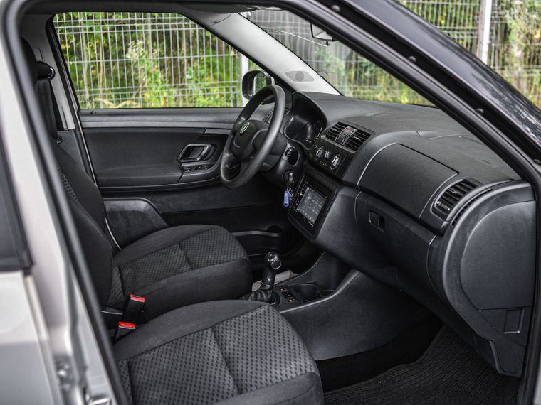 Skoda Fabia 2011 года, 180 000 км - вид 11