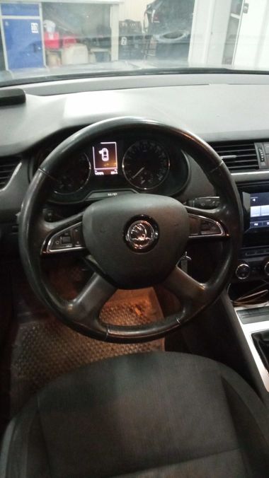 Skoda Octavia 2014 года, 147 000 км - вид 5