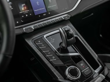 Geely Atlas Pro 2023 года, 48 495 км - вид 11