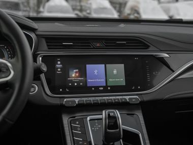 Geely Atlas Pro 2023 года, 48 495 км - вид 9