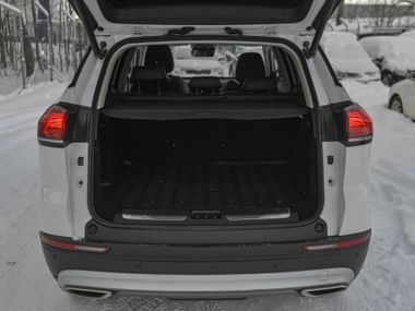 Geely Atlas Pro 2023 года, 48 495 км - вид 17