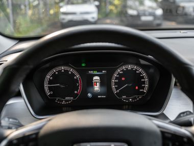 Geely Coolray 2021 года, 80 000 км - вид 5