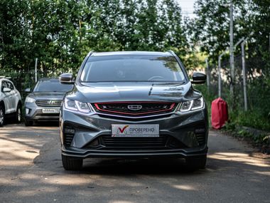 Geely Coolray 2021 года, 80 000 км - вид 3