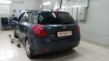 KIA Ceed 2008 года, 206 000 км - вид 4