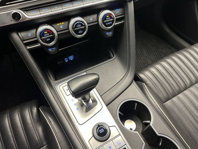 Genesis G70 2018 года, 150 000 км - вид 16