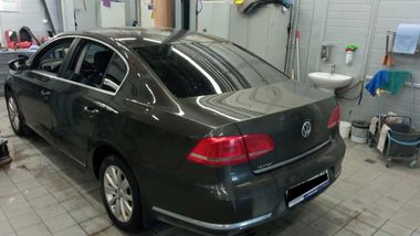 Volkswagen Passat 2012 года, 306 754 км - вид 5