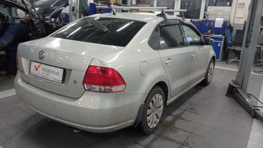 Volkswagen Polo 2014 года, 137 990 км - вид 3