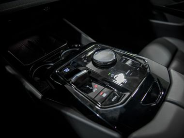 BMW 5 серия 2024 года, 8 594 км - вид 13