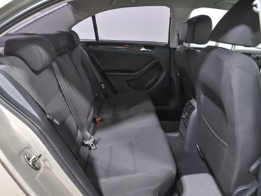 Volkswagen Jetta 2012 года, 91 783 км - вид 15
