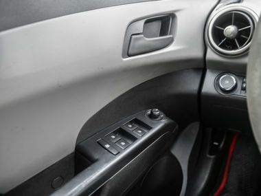 Chevrolet Aveo 2014 года, 200 469 км - вид 9