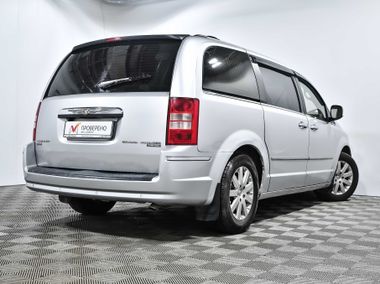 Chrysler Grand Voyager 2008 года, 400 000 км - вид 5