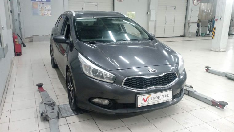 KIA Ceed 2014 года, 207 270 км - вид 3