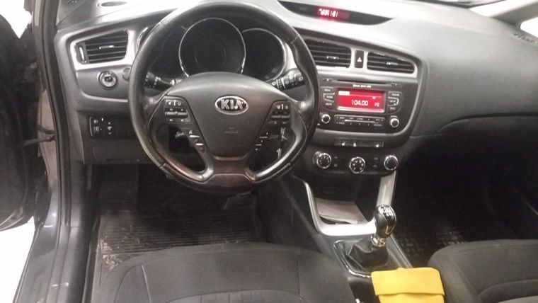 KIA Ceed 2014 года, 207 270 км - вид 6