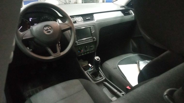 Skoda Rapid 2016 года, 55 054 км - вид 5