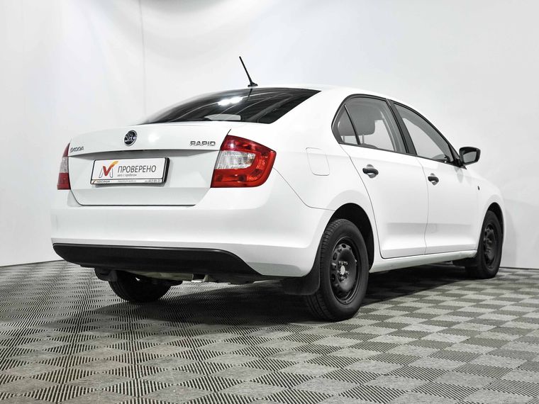 Skoda Rapid 2016 года, 55 054 км - вид 5