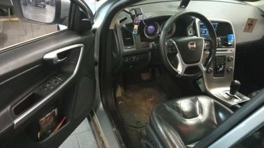 Volvo XC60 2011 года, 297 590 км - вид 5