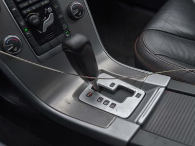 Volvo XC60 2011 года, 297 590 км - вид 8