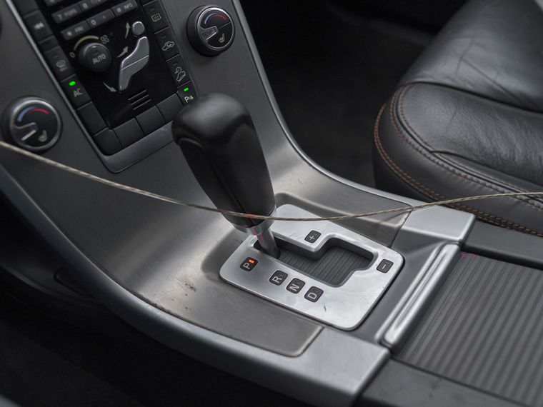 Volvo XC60 2011 года, 297 590 км - вид 8