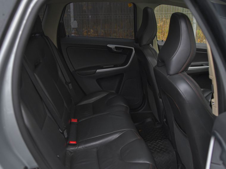 Volvo XC60 2011 года, 297 590 км - вид 11