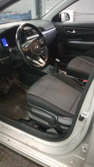 KIA Rio 2018 года, 110 228 км - вид 5