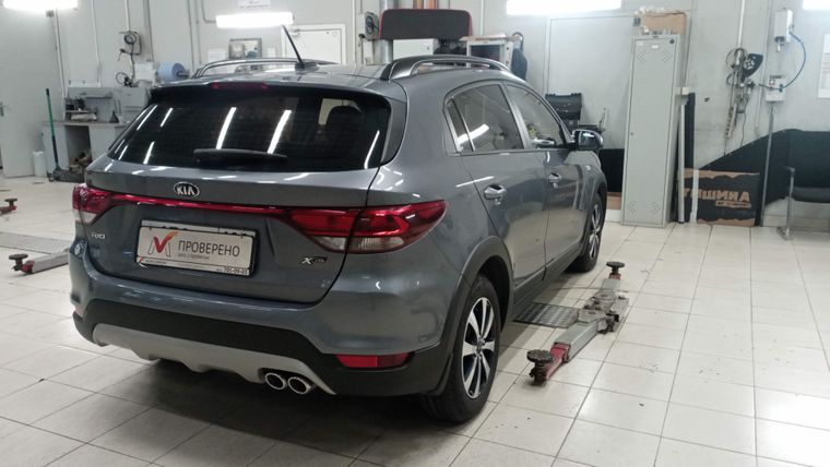 KIA Rio X-Line 2018 года, 68 475 км - вид 3