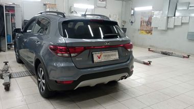 KIA Rio X-Line 2018 года, 68 475 км - вид 4