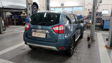 Nissan Terrano 2015 года, 353 950 км - вид 4