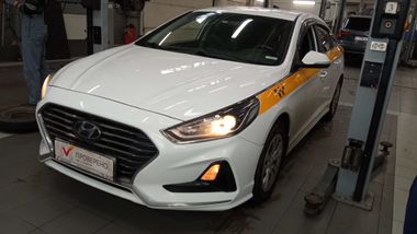 Hyundai Sonata 2019 года, 271 580 км - вид 69