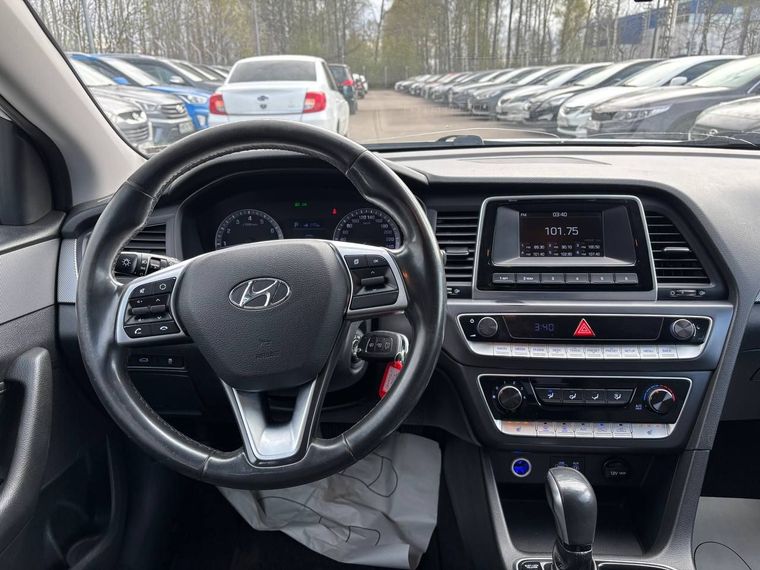 Hyundai Sonata 2019 года, 271 580 км - вид 10