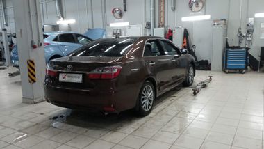 Toyota Camry 2017 года, 181 844 км - вид 4