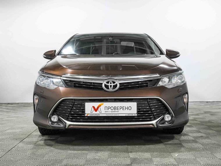 Toyota Camry 2017 года, 181 844 км - вид 3